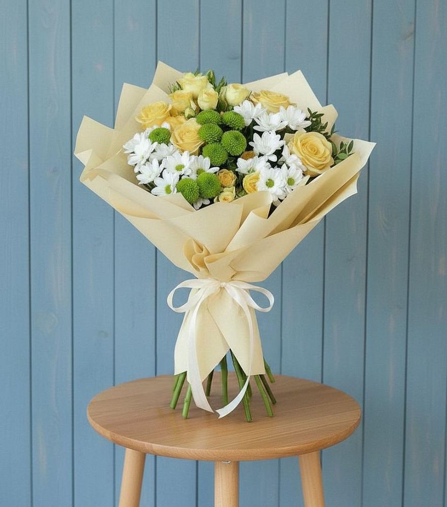 Букет цветов из: Хризантемы и Розы в Шубном