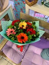 Букет цветов из:  Герберы, Хризантемы и Альстромерии #REPLACE_PRED# Шубном