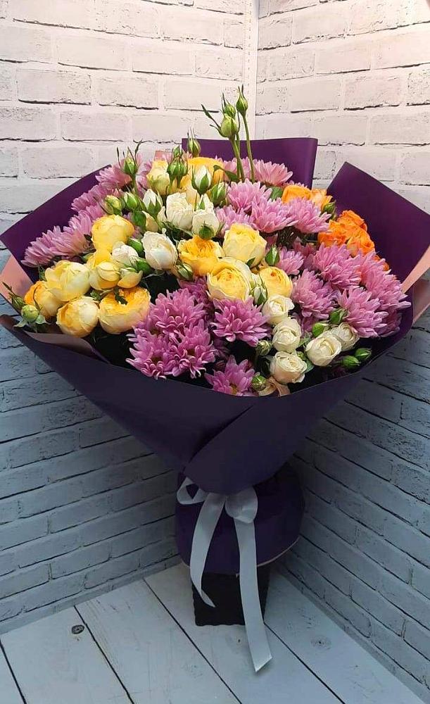 Букет цветов из: Хризантемы и Розы в Шубном