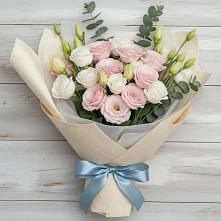 Букет цветов из:  Лизиантусы в Шубном