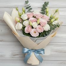 Букет цветов из:  Лизиантусы в Шубном