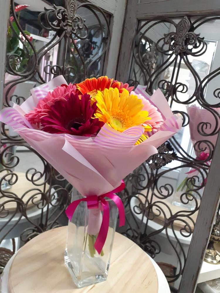 Букет цветов из: Герберы в Шубном