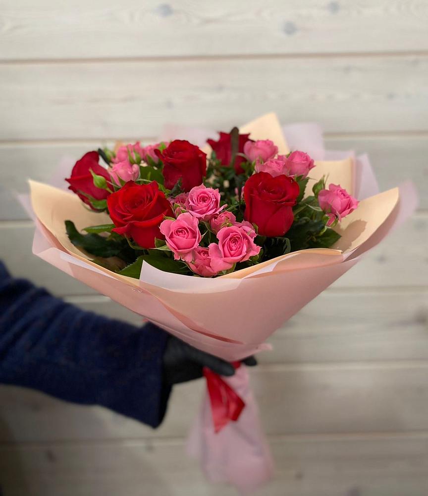 Букет цветов из: Розы в Шубном