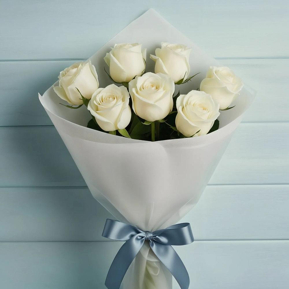 Букет 7 Белых роз Эдлесс Лав в Шубном