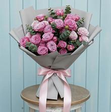 Букет цветов из:  Розы #REPLACE_PRED# Шубном